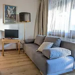 With Balcony, Niesen View & Free Parking Near Interlaken, Thunersee & Blausee Aeschi Bei Spiez