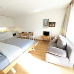 With Balcony, Niesen View & Free Parking Near Interlaken, Thunersee & Blausee Apartment Aeschi Bei Spiez