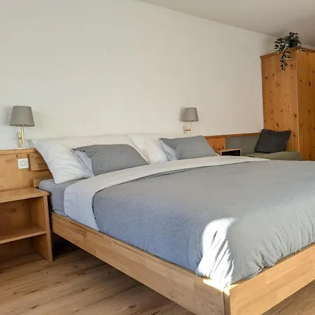 Apartment With Balcony, Niesen View & Free Parking Near Interlaken, Thunersee & Blausee