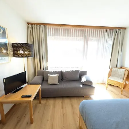 With Balcony, Niesen View & Free Parking Near Interlaken, Thunersee & Blausee Appartement
