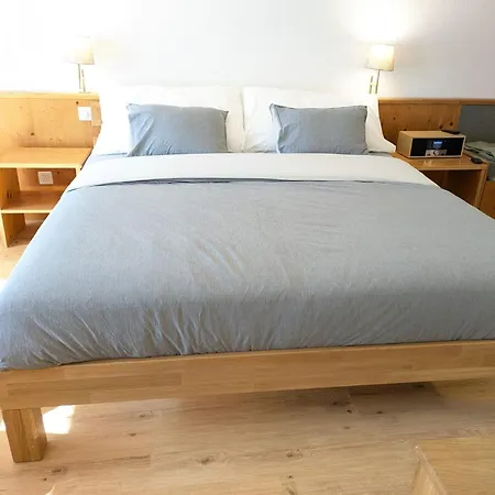 With Balcony, Niesen View & Free Parking Near Interlaken, Thunersee & Blausee Lägenhet