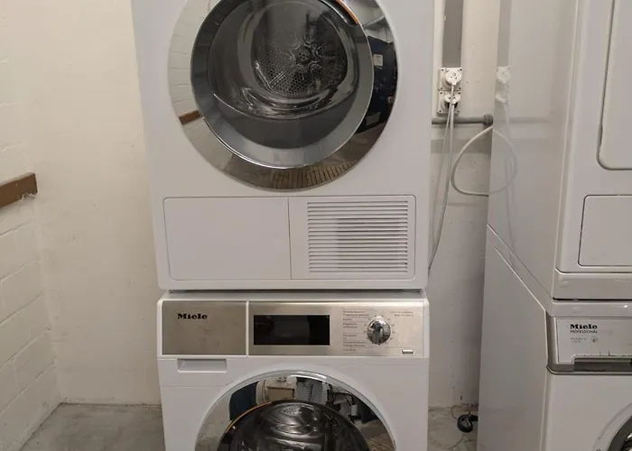 With Balcony, Niesen View & Free Parking Near Interlaken, Thunersee & Blausee Apartament Aeschi Bei Spiez